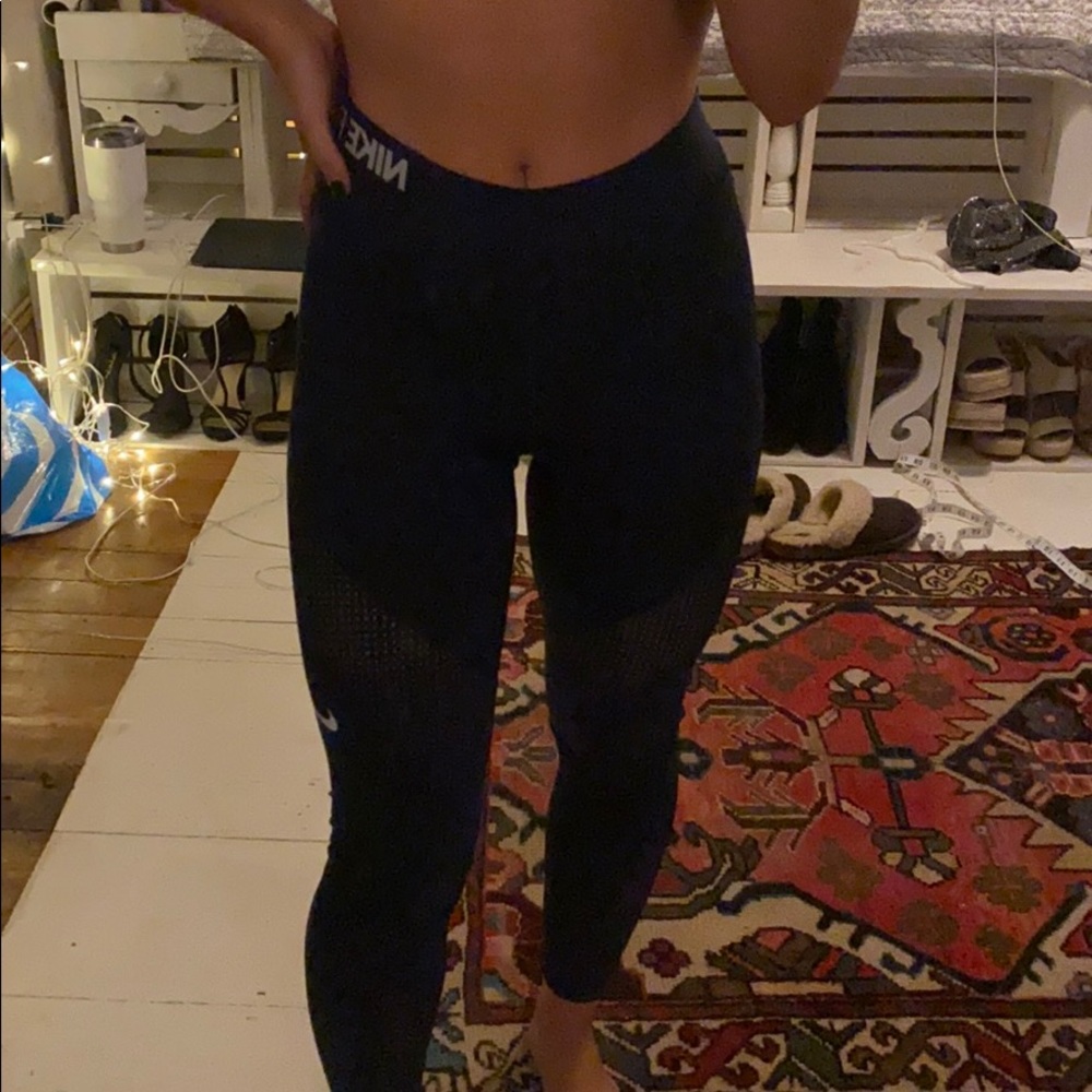 Navy Blue Nike Pro leggings